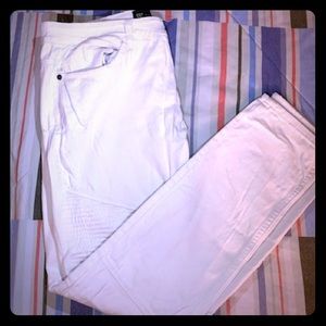 This is a pair of WAIMEA skinny jeans